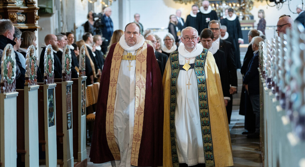 Aalborgs biskop Thomas Reinholdt Rasmussen og Københavns biskop Peter Skov-Jakobsen ved bispevielsen i Aalborg